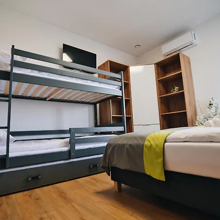 U Szymonkow Przeciszow 3*